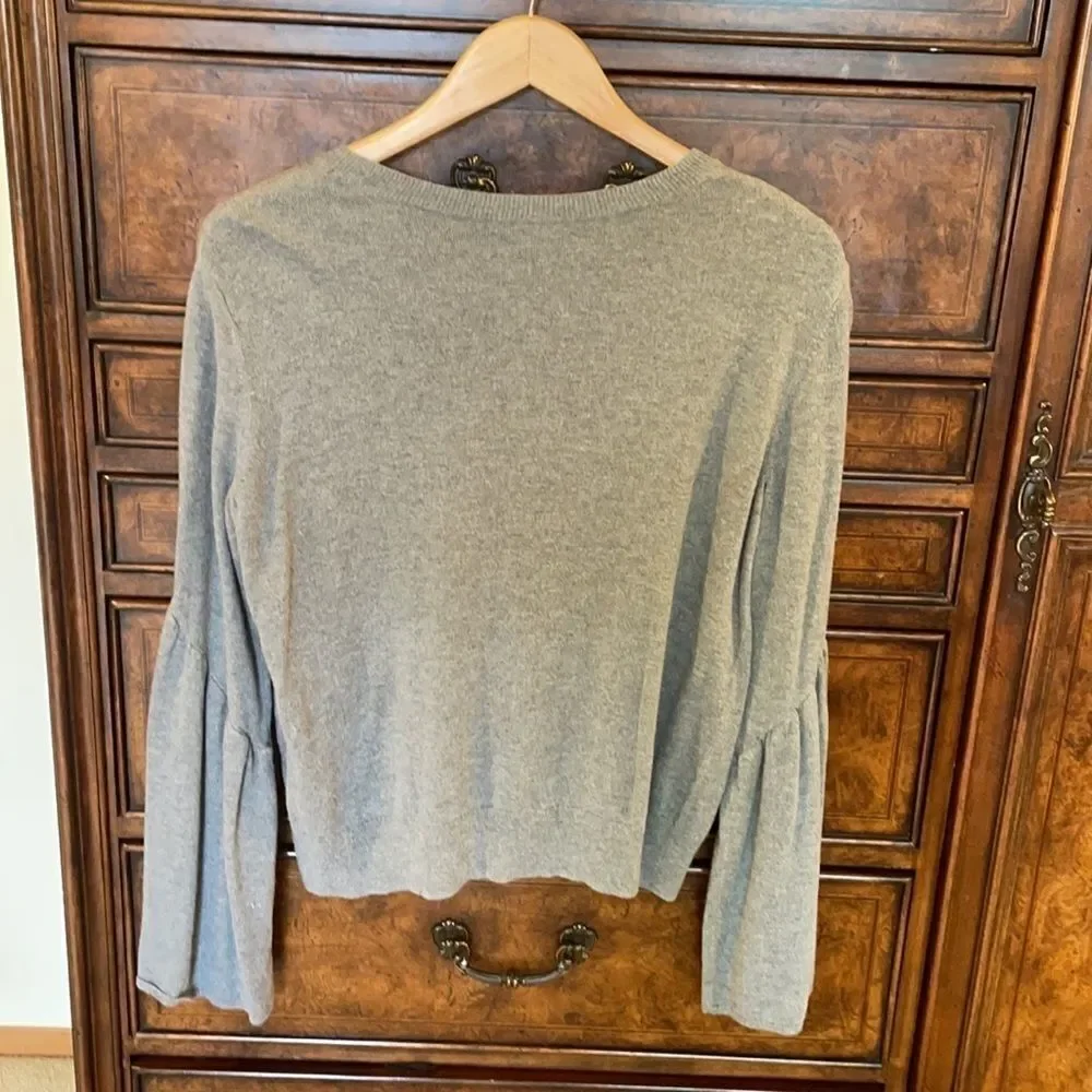 Leith grey sweater with bell sleeves